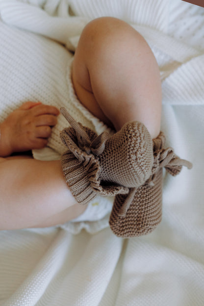 Knit Ruffle Booties- Acorn