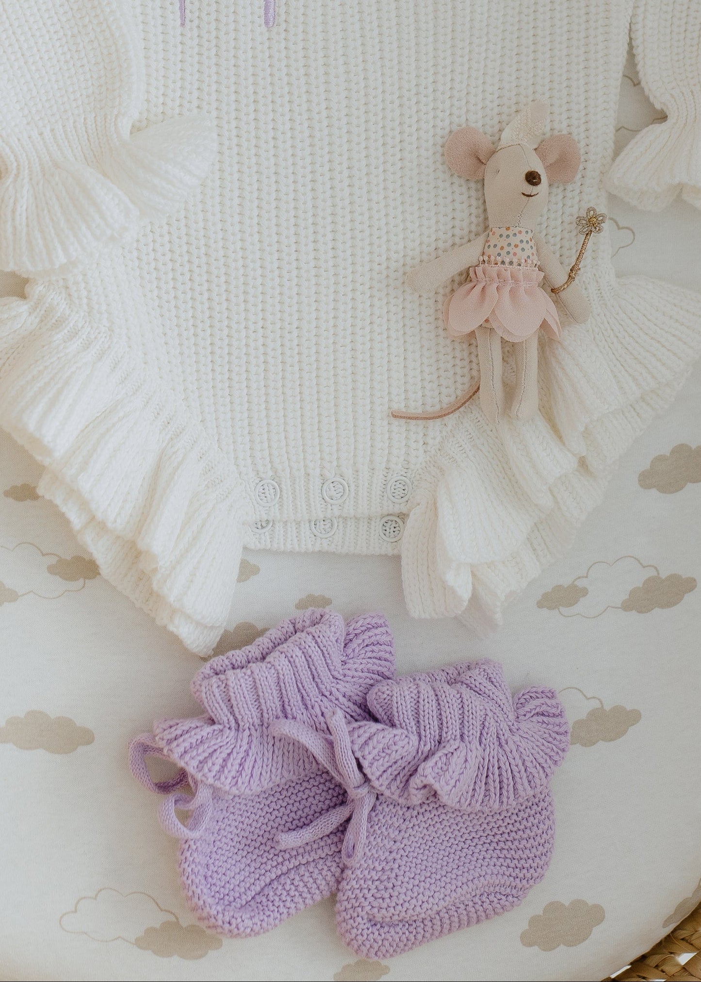 Knit Ruffle Booties-Lavender
