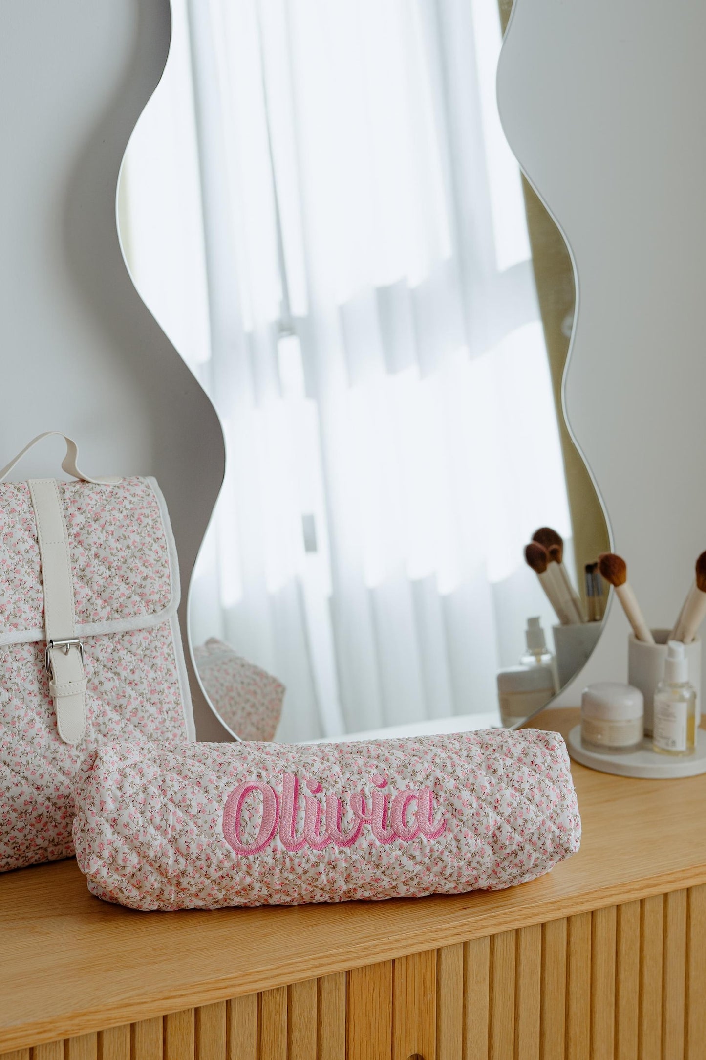 Flower quilted hair tool bag