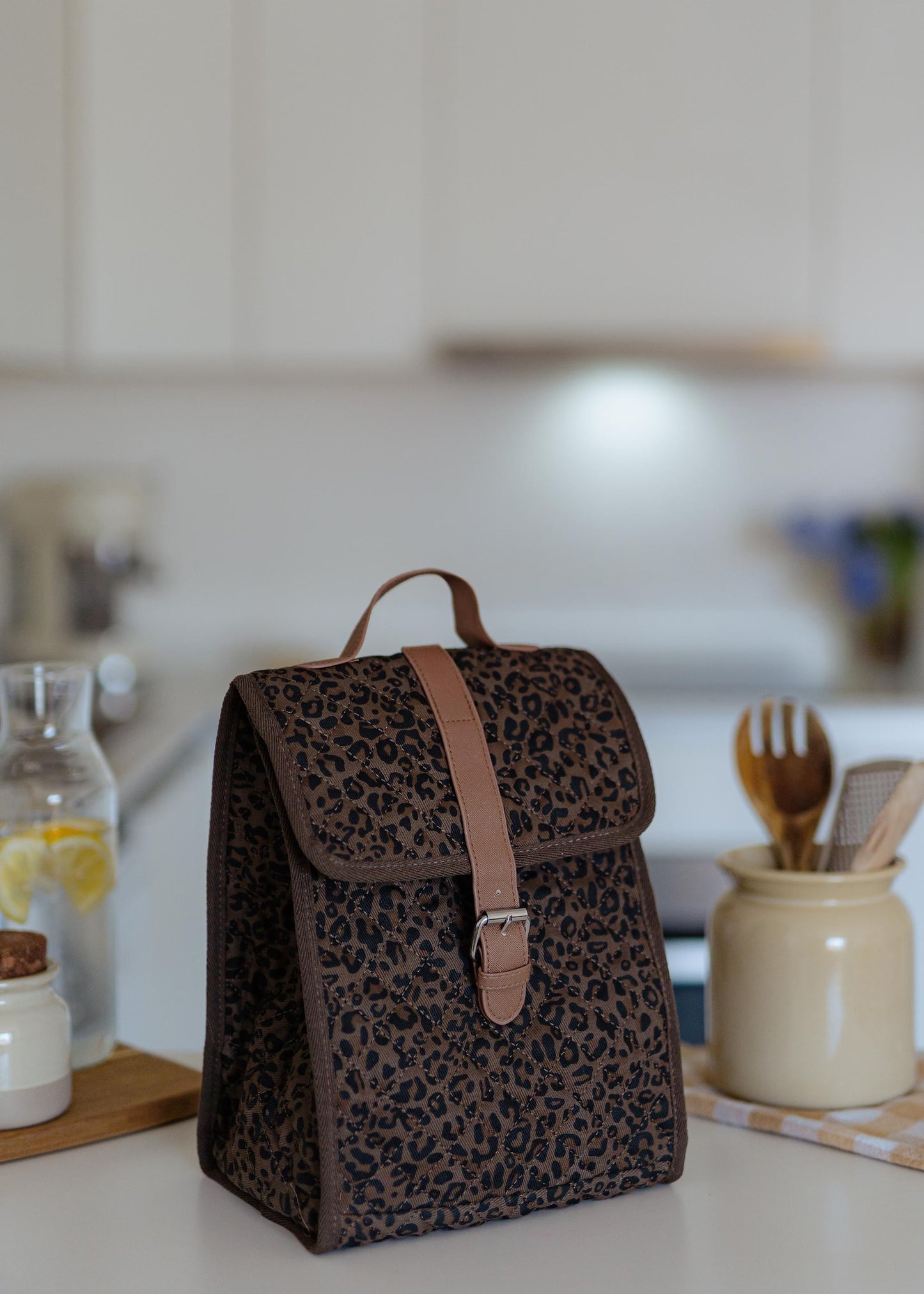 Quilted floral lunch bag